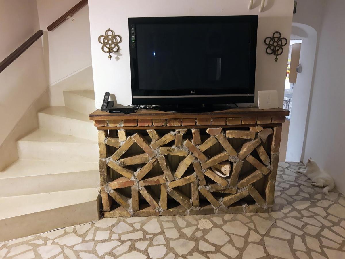 Sea-Side Old Stone Villa With A Private Garden Budva Extérieur photo