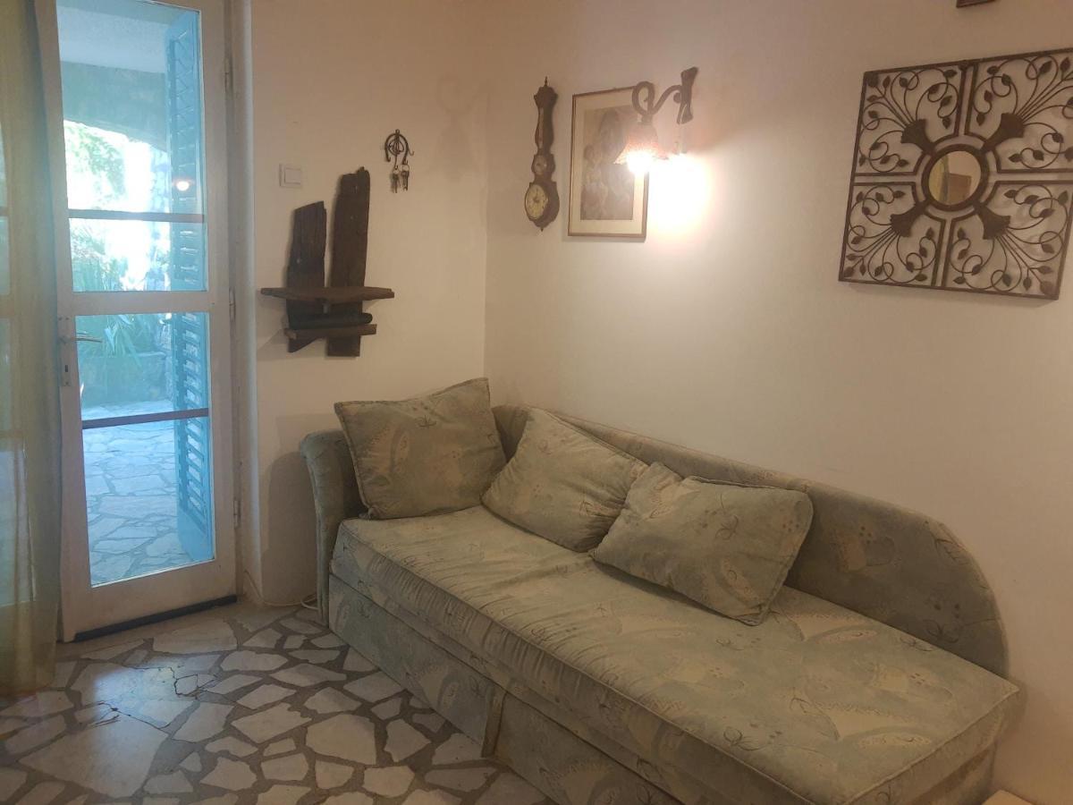 Sea-Side Old Stone Villa With A Private Garden Budva Extérieur photo