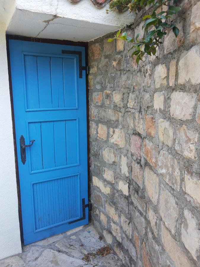 Sea-Side Old Stone Villa With A Private Garden Budva Extérieur photo