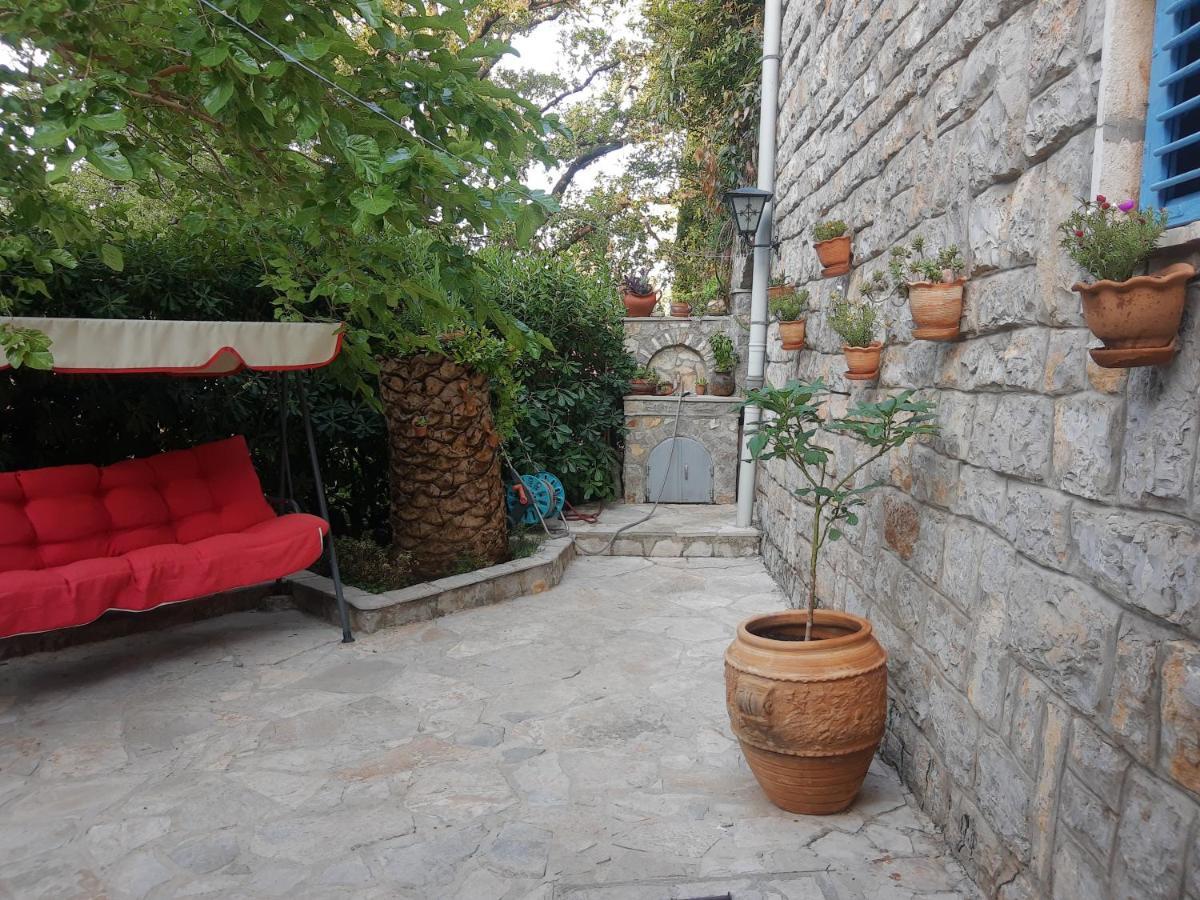Sea-Side Old Stone Villa With A Private Garden Budva Extérieur photo