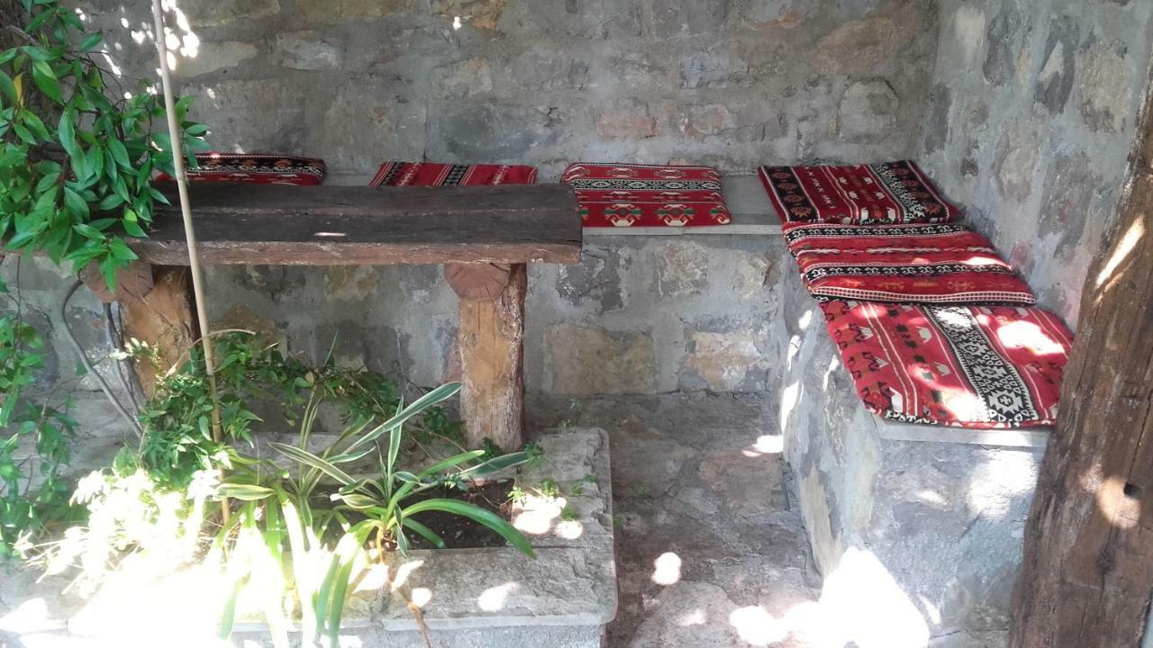 Sea-Side Old Stone Villa With A Private Garden Budva Extérieur photo