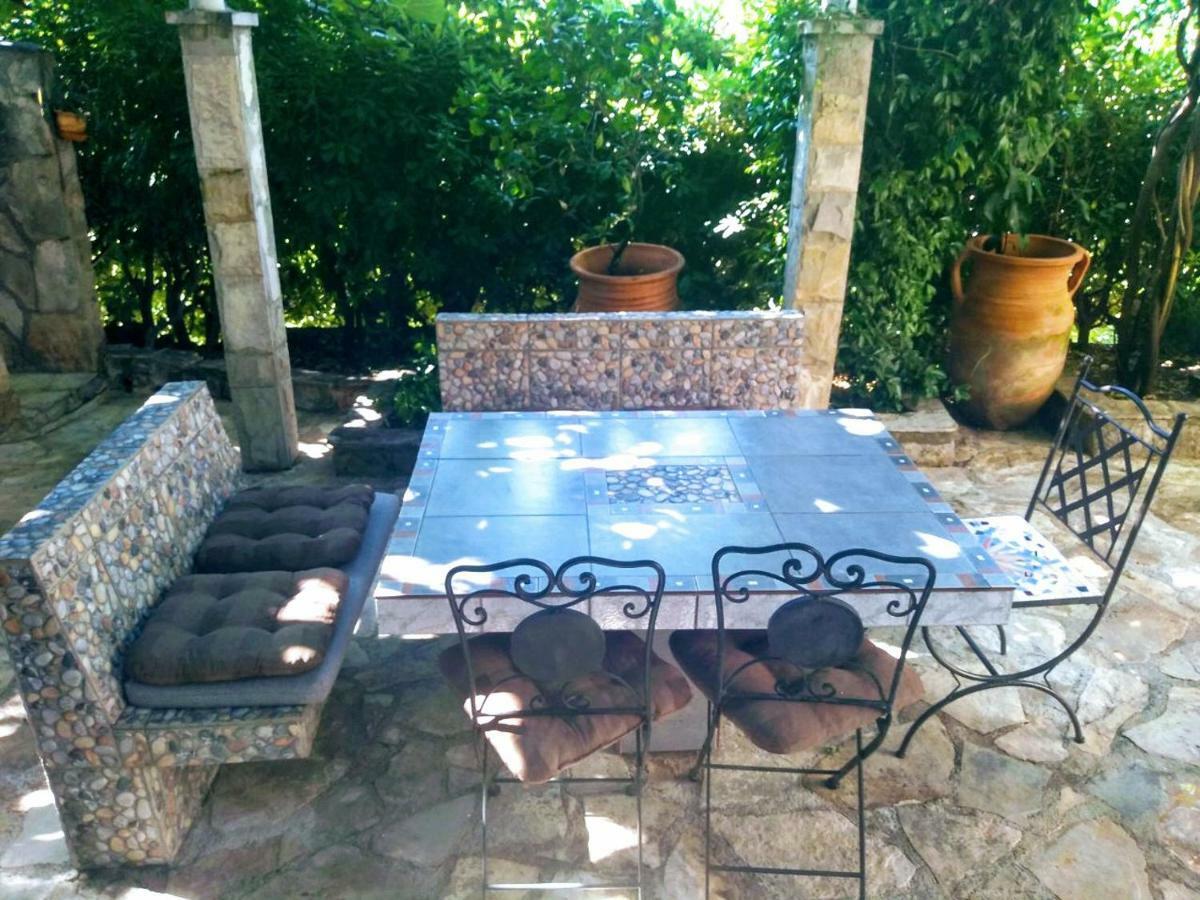 Sea-Side Old Stone Villa With A Private Garden Budva Extérieur photo